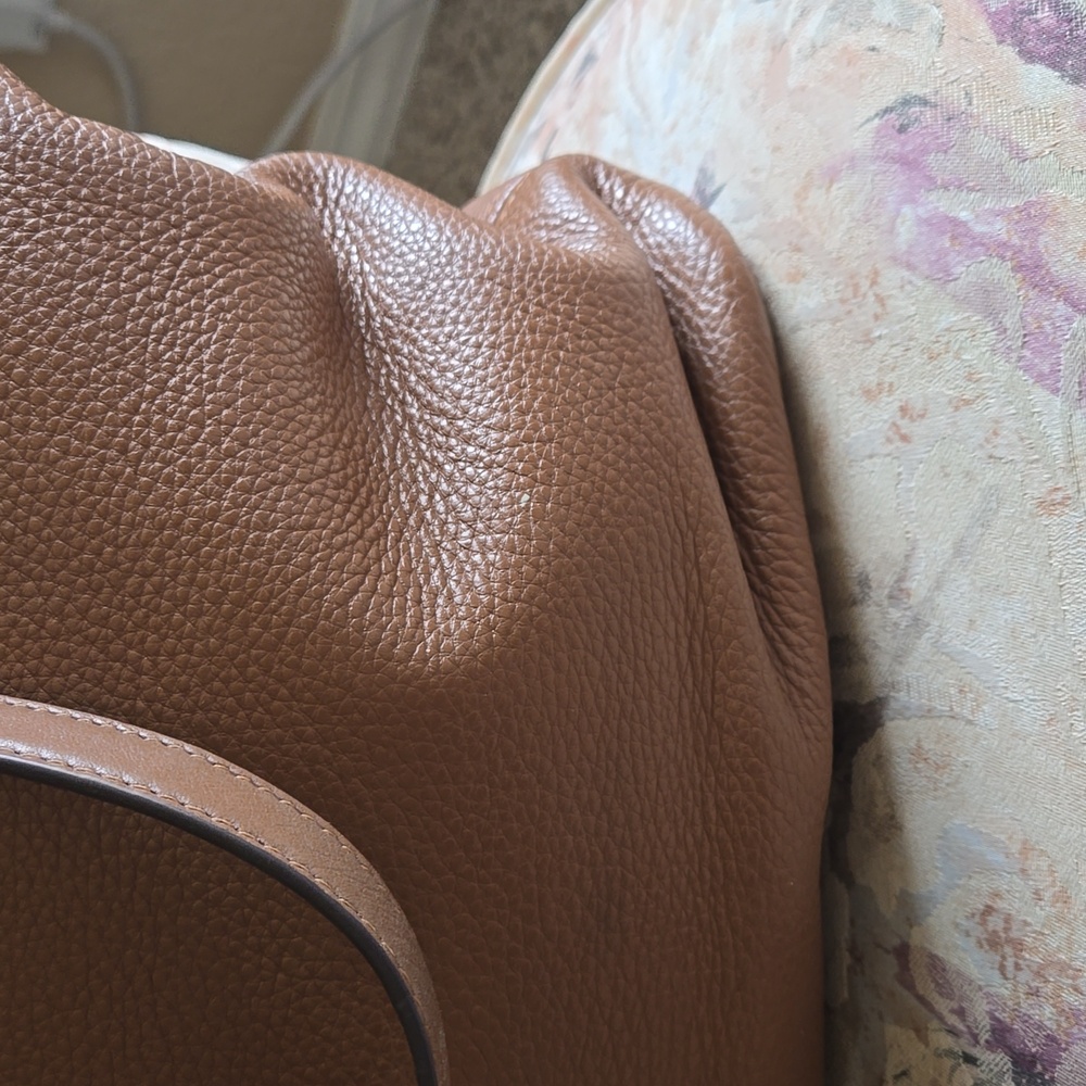 Michael Kors Bag - Picture 9 of 16
